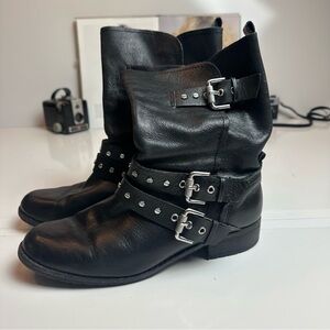 DV Dolce Vita Black Leather Moto Buckle Ankle Boots Y2K Indie Sleaze